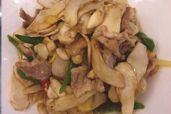 松茸怎么清炒好吃又營養(yǎng)，新鮮松茸怎么煲湯有營養(yǎng)