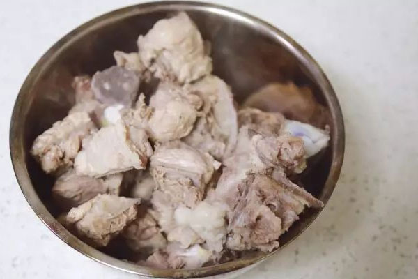 新鮮松茸排骨湯過夜能吃嗎