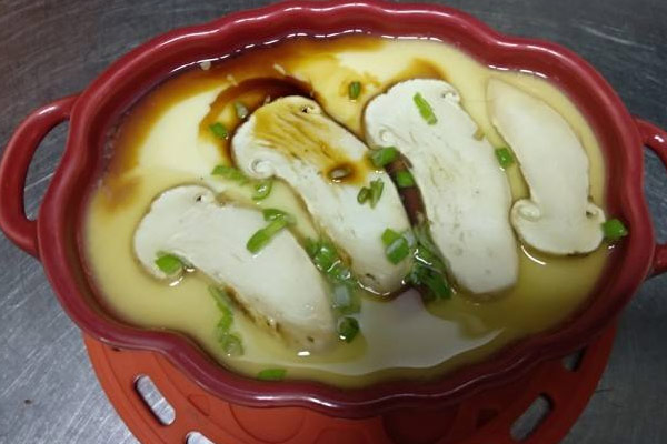 新鮮松茸蒸蛋的做法