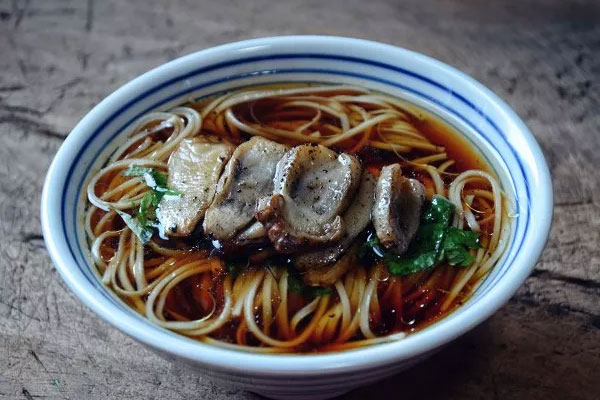 新鮮松茸湯面怎么做好吃