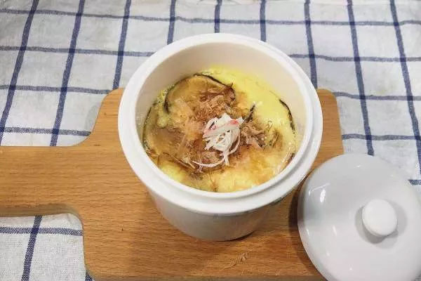 哺乳期可以吃松茸嗎