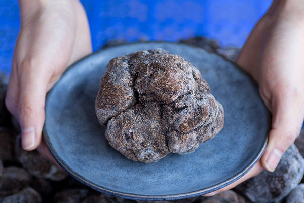 用錫紙包住新鮮黑松露在冰凍的好處