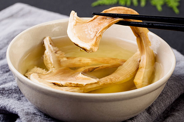 干制松茸還有營養(yǎng)價值嗎