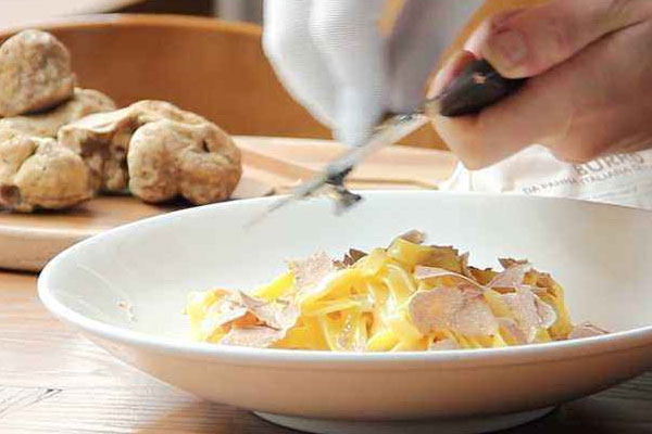 新鮮白松露要煮嗎