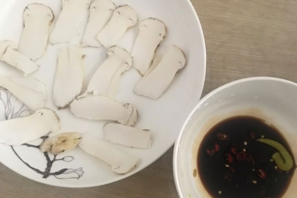 松茸的生食吃法