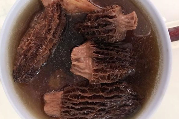 羊肚菌瘦肉湯的功效作用與營養(yǎng)價值