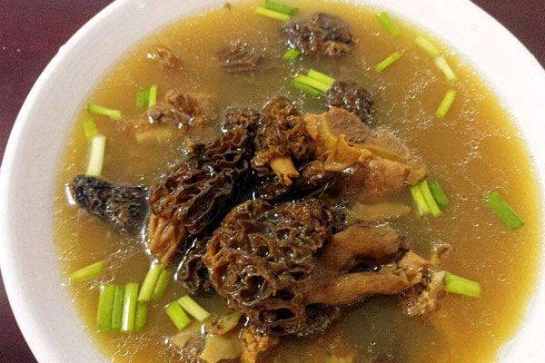 喝羊肚菌燉瘦肉湯會(huì)上火嗎