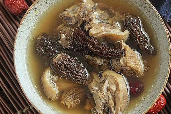 孕婦可以喝羊肚菌雞湯嗎