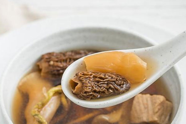 羊肚菌石斛豬骨湯的做法竅門