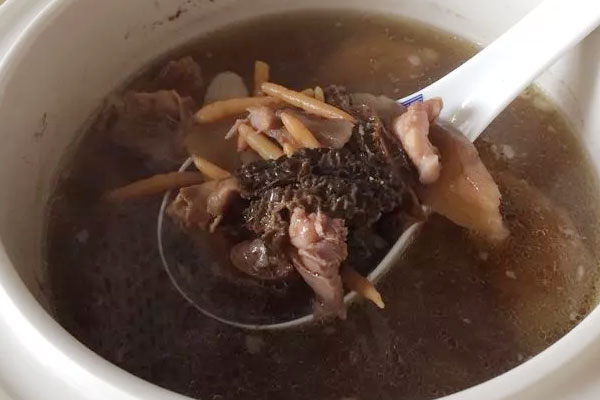 羊肚菌煲湯隔夜后會(huì)不會(huì)有毒