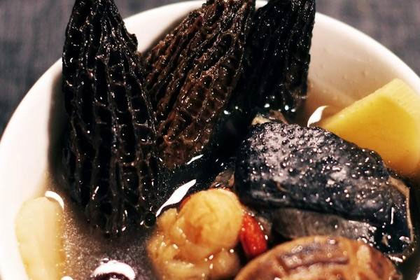 羊肚菌烏雞湯怎么做才好吃