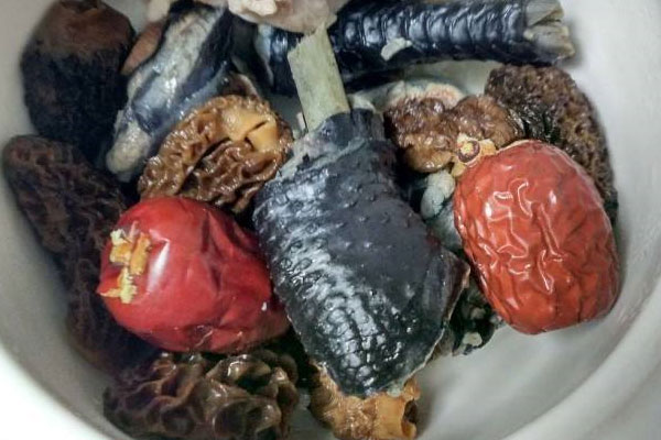 羊肚菌烏雞湯的營養(yǎng)價(jià)值和功效作用