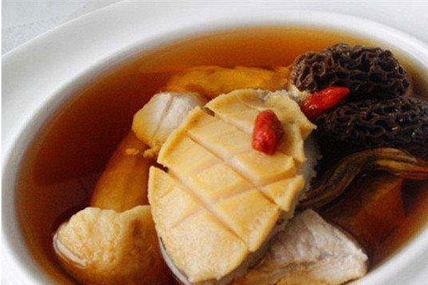 羊肚菌鮑魚雞湯的營養(yǎng)價(jià)值與功效作用