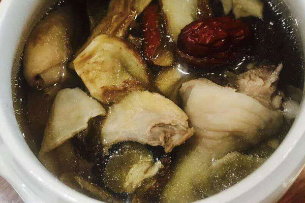 牛肝菌可以和雞肉一起搭配嗎