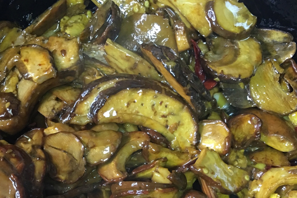 干辣椒炒黃牛肝菌怎么做才好吃