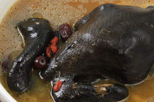 牛肝菌燉烏雞湯的功效作用與營(yíng)養(yǎng)價(jià)值