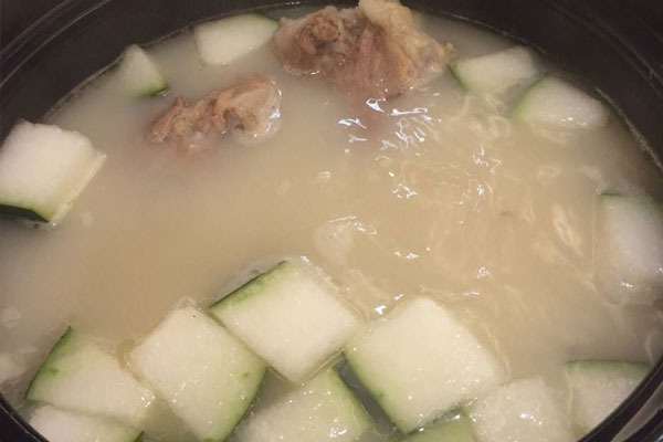 牛肝菌冬瓜大骨頭湯怎么做才好處