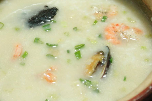 牛肝菌鮮蝦粥的做法技巧
