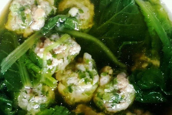 牛肝菌肉丸湯的做法