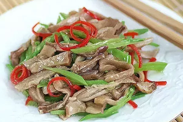 荷蘭豆涼拌牛肝菌的做法