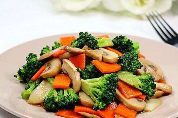 西蘭花炒牛肝菌的功效作用與營養(yǎng)價值