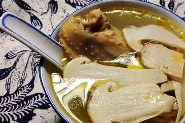 為什么剖腹產(chǎn)后可以吃松茸呢