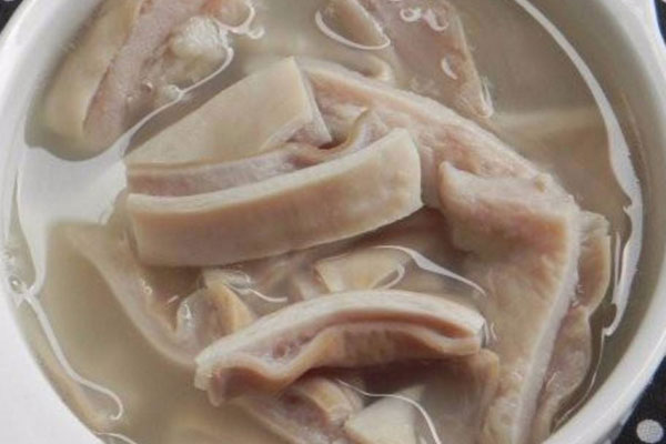 豬肚煲松茸湯的做法