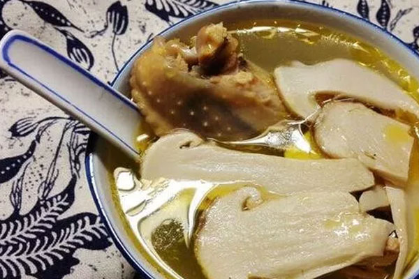 經(jīng)常喝松茸湯會上火嗎 經(jīng)常喝松茸湯會上火嗎