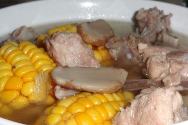 松茸可以和玉米一起燉嗎 松茸可以和玉米一起燉嗎