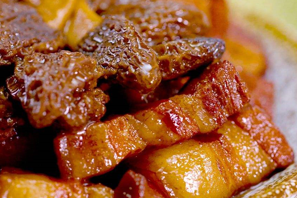 新鮮羊肚菌紅燒肉的功效作用與營(yíng)養(yǎng)價(jià)值 新鮮羊肚菌紅燒肉的功效作用與營(yíng)養(yǎng)價(jià)值