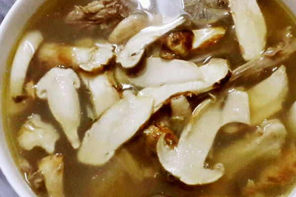 燉松茸用冷水還是熱水好