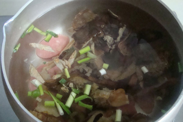 牛肝菌和蔥可以一起吃嗎