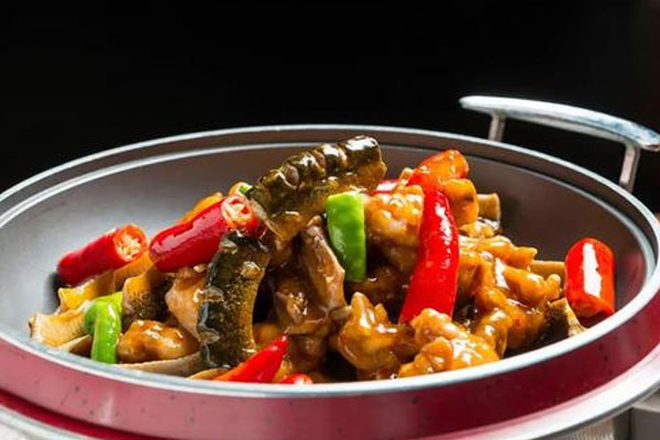 松露燜黃鱔的做法