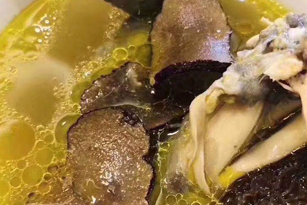 松露當歸雞湯的做法，具有哪些功效作用