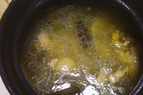 小孩感冒可以吃羊肚菌湯嗎 小孩感冒可以吃羊肚菌湯嗎