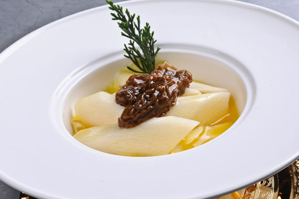 羊肚菌和山藥可以一起燉嗎，羊肚菌魷魚湯的禁忌