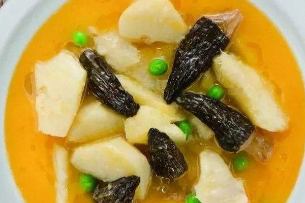 淮山羊肚菌瘦肉湯的功效作用 淮山羊肚菌瘦肉湯的功效作用