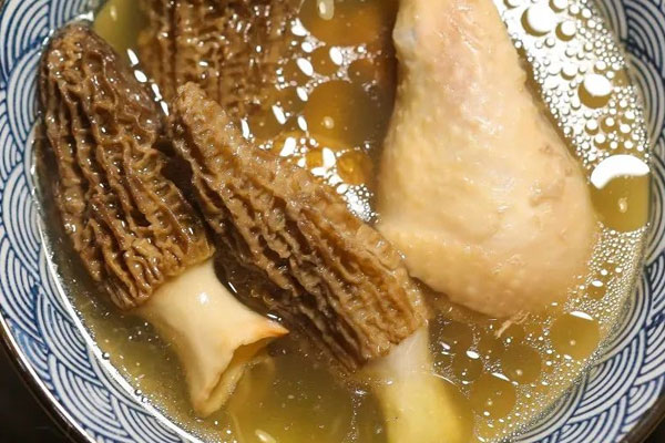 羊肚菌當(dāng)歸湯男人可以喝嗎，吃羊肚菌能祛斑嗎