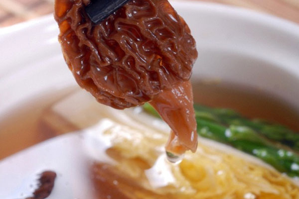 肝癌晚期可以吃羊肚菌湯嗎，吃藥期間可以吃羊肚菌嗎