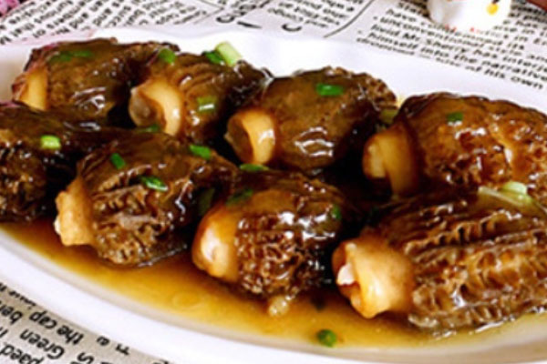 孕婦吃羊肚菌會(huì)導(dǎo)致宮縮嗎，孕婦吃羊肚菌一次放幾個(gè)