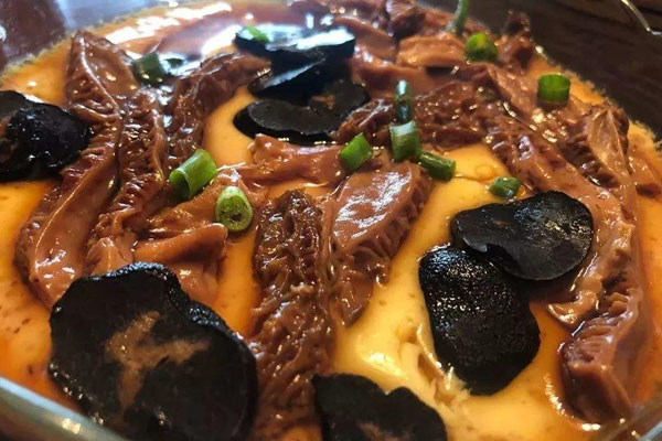 黑松露和羊肚菌可以一起燉雞嗎，黑松露對眼睛的好處