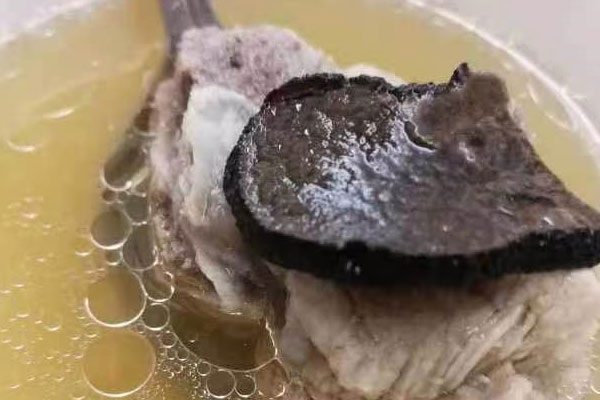 松露黃豆排骨湯的功效作用 松露黃豆排骨湯的功效作用