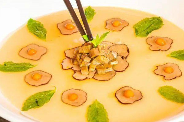 月經(jīng)不調(diào)的人應(yīng)該怎么吃松露 月經(jīng)不調(diào)的人應(yīng)該怎么吃松露