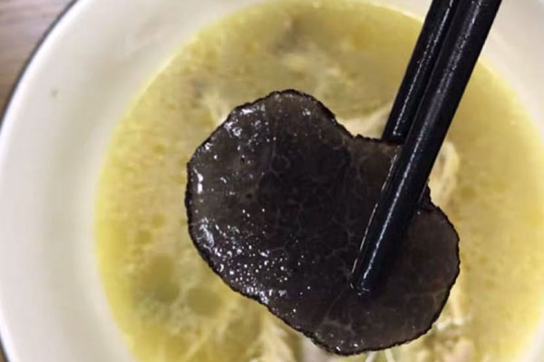 黑松露吃了上火嗎，松露到底有多貴