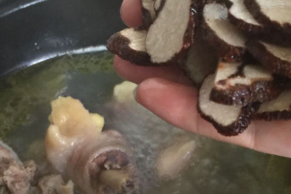 老年癡呆的人怎么吃松露 老年癡呆的人怎么吃松露