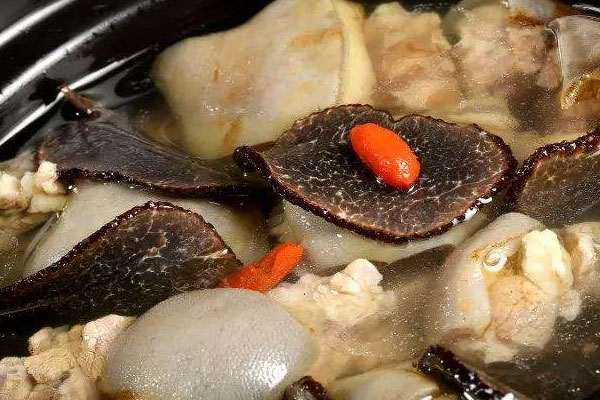 松露貴的原因有哪些 松露貴的原因有哪些