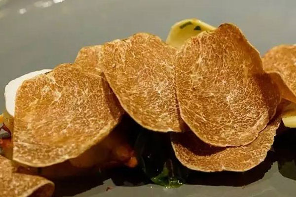 白松露一年四季都會有嗎 白松露一年四季都會有嗎