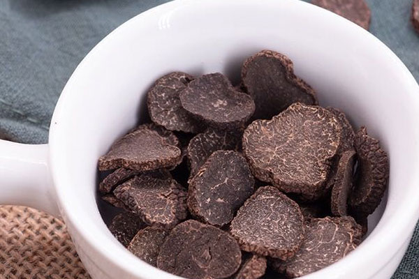 干松露是屬于食品嗎，黑松露為什么那么貴