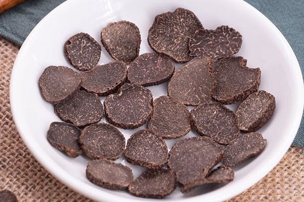 云南松露沒有法國松露貴的原因