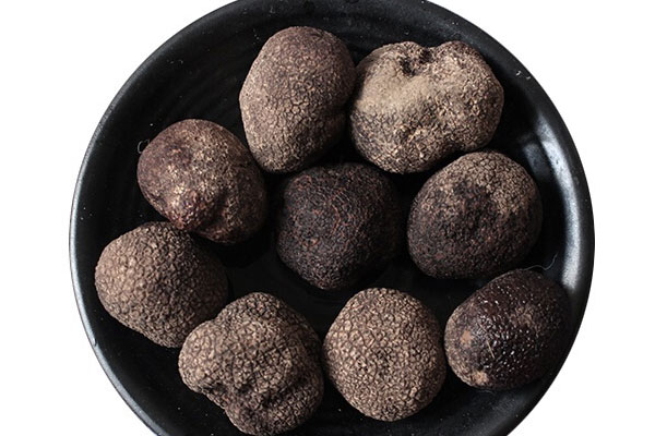 1克黑松露多少錢，云南出售的松露有哪幾種